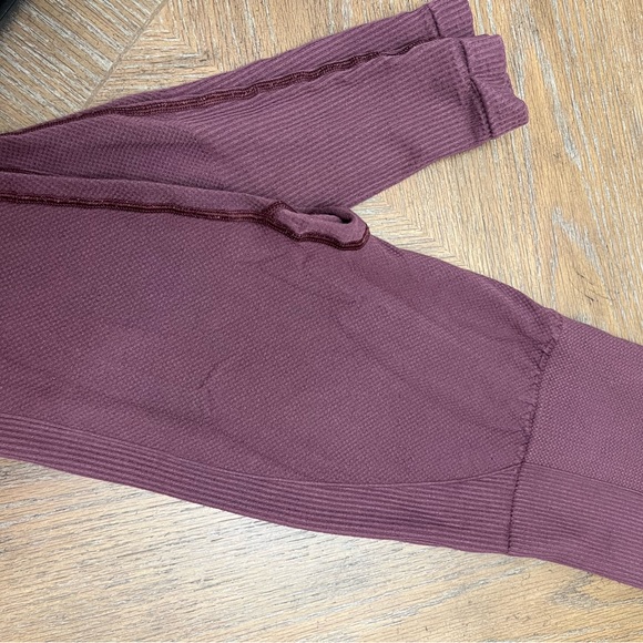 Gymshark Power Down Leggings - Picture 7 of 9